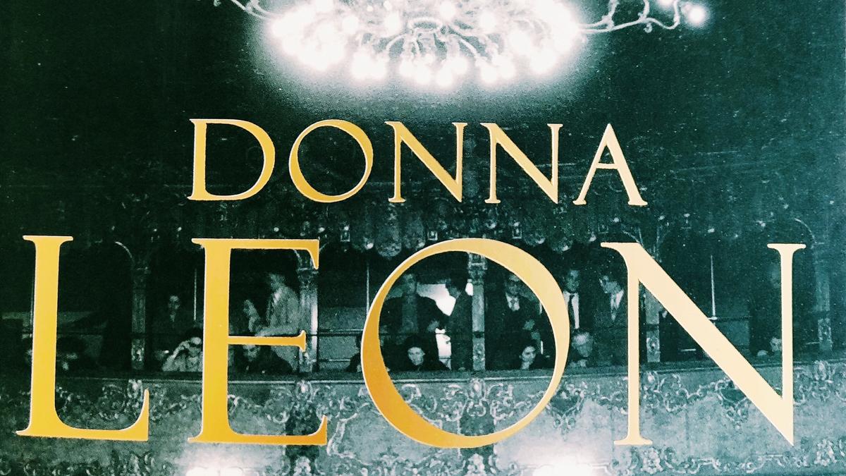 Cover Detail from Death at La Fenice by Donna Leon showing a opera box