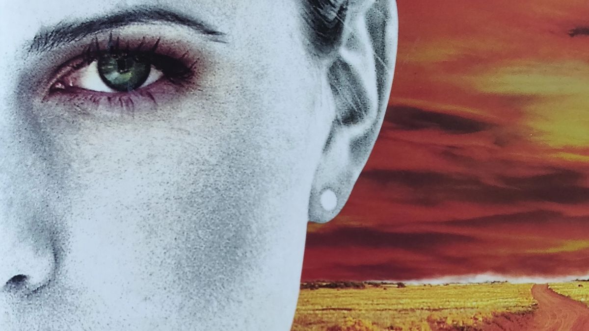 Eleven Hours by Paullina Simons