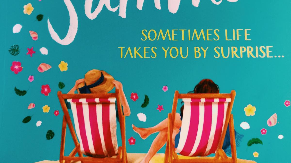 Cover detail for Beach House Summer by Sarah Morgan showing t women sat in red-striped deckchair
