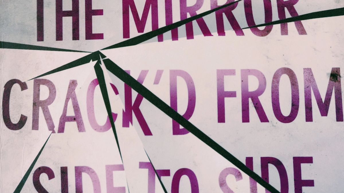 Cover detail of The Mirror Crack'd From Side to Side by Agatha Christie