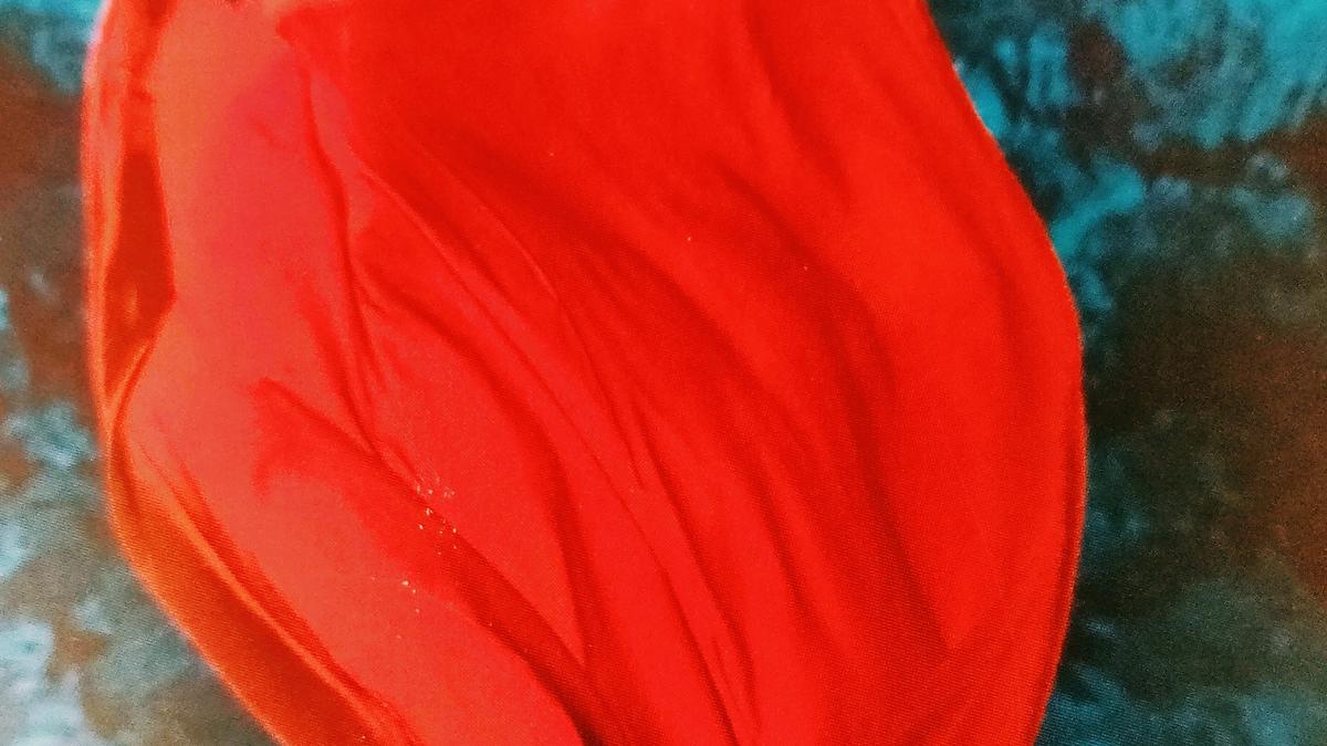 Cover detail of One of the Girls by Lucy Clarke