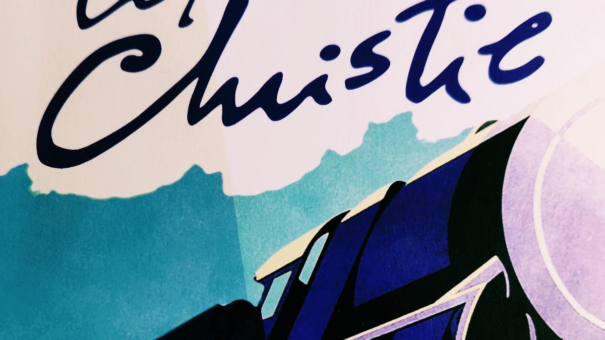 Cover detail of The Mystery of the Blue Train by Agatha Christie