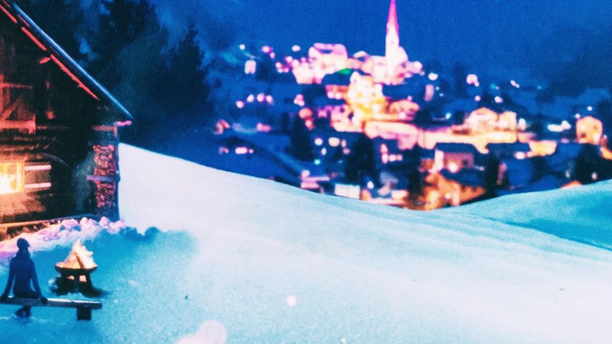 Cover detail of Midnight in the Snow by Karen Swan showing a snowy scene