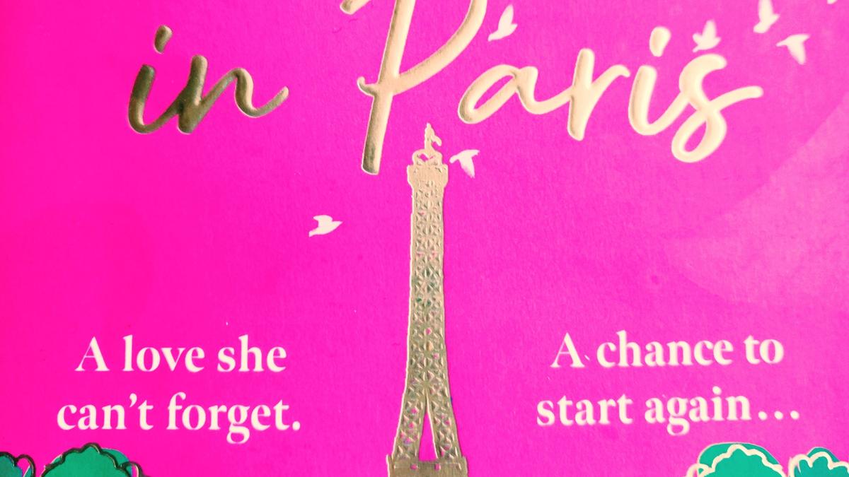 Cover detail of Thirty Days in Paris by Veronica Henry