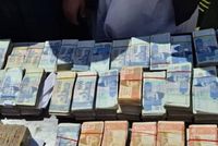 Helmand Police Recover 12.75 Million Pakistani Rupees Stolen from Money Exchanger, Arrest Six Suspects