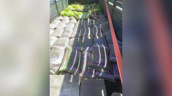 Helmand Police Intercept Smuggling Operation in Garmsir District