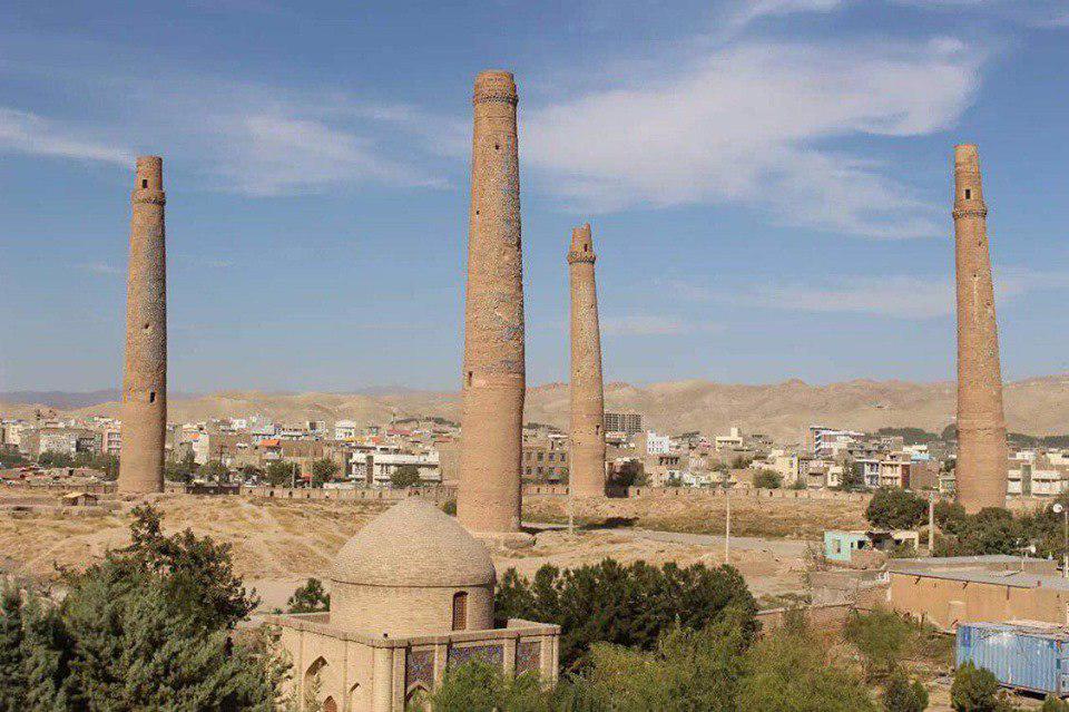 WFP Afghanistan Office Head Meets Herat Governor to Discuss Livelihoods