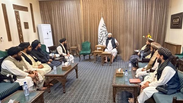 Minister of Refugees and Returnees and Logar Governor Discuss Support for Returnees