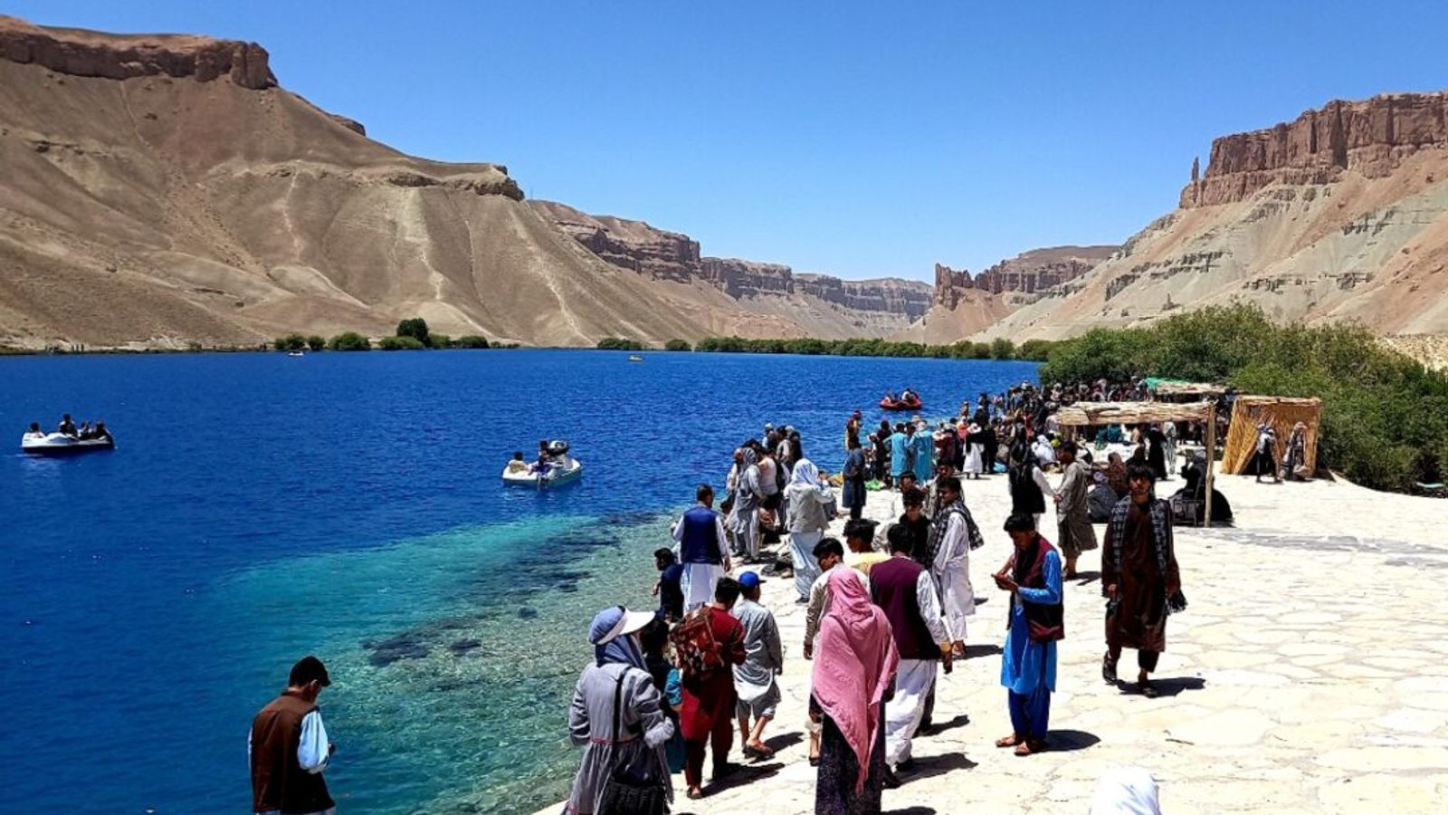 Taliban Close Health Institute and Ban SIM Card Sales to Women in Bamyan