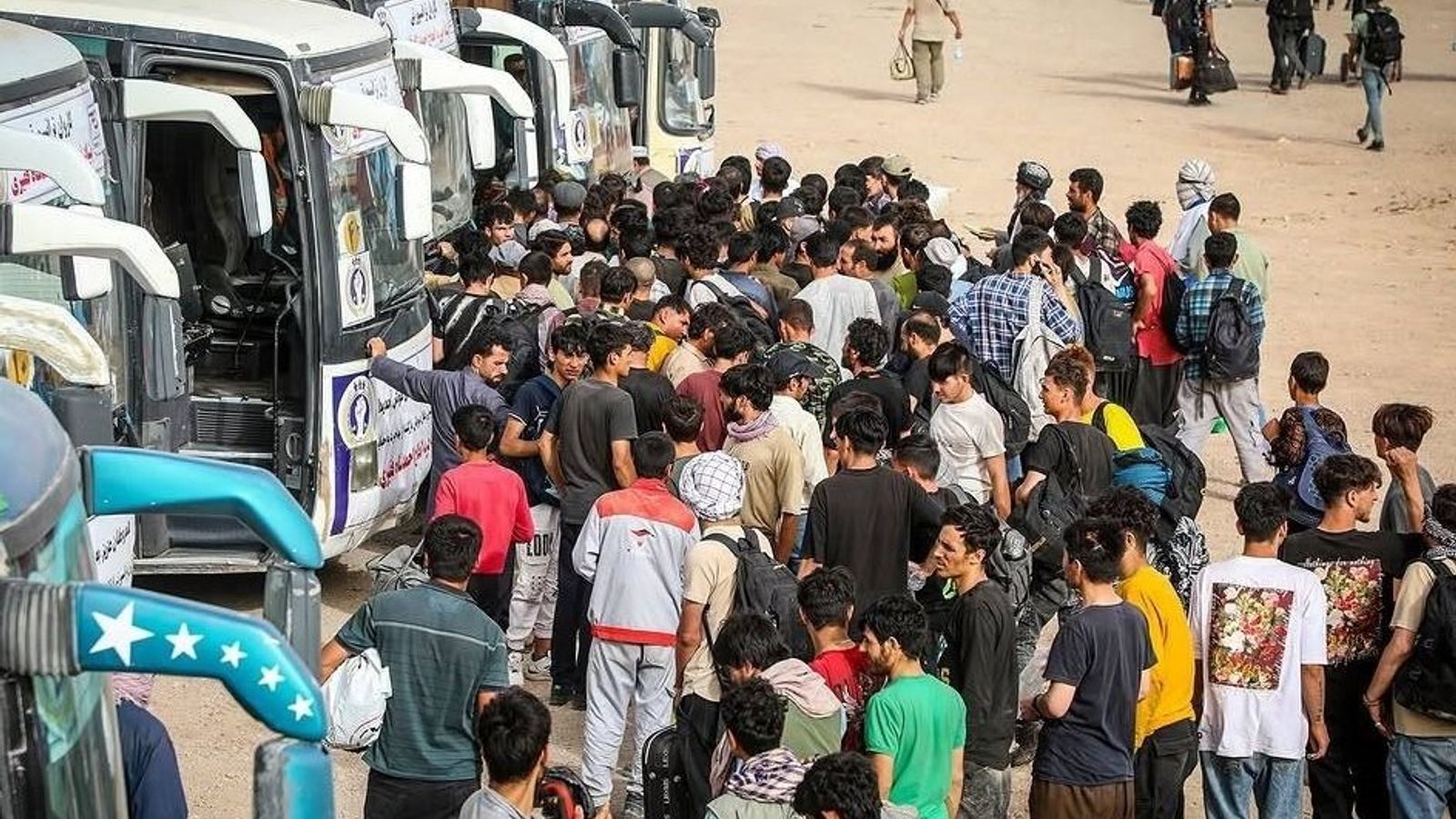 Over 4,700 Afghan Migrants Return in Single Day as UN Highlights Employment Challenges