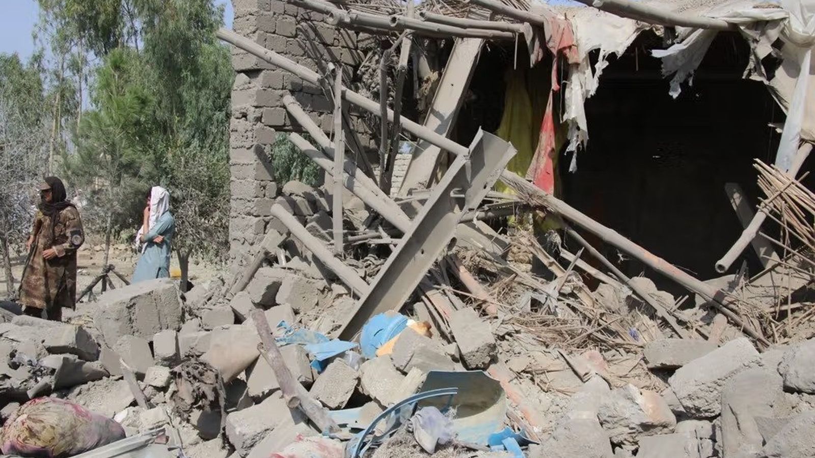 Pakistani Shelling in Afghanistan's Khost Province Causes Civilian Casualties, Taliban Officials Say
