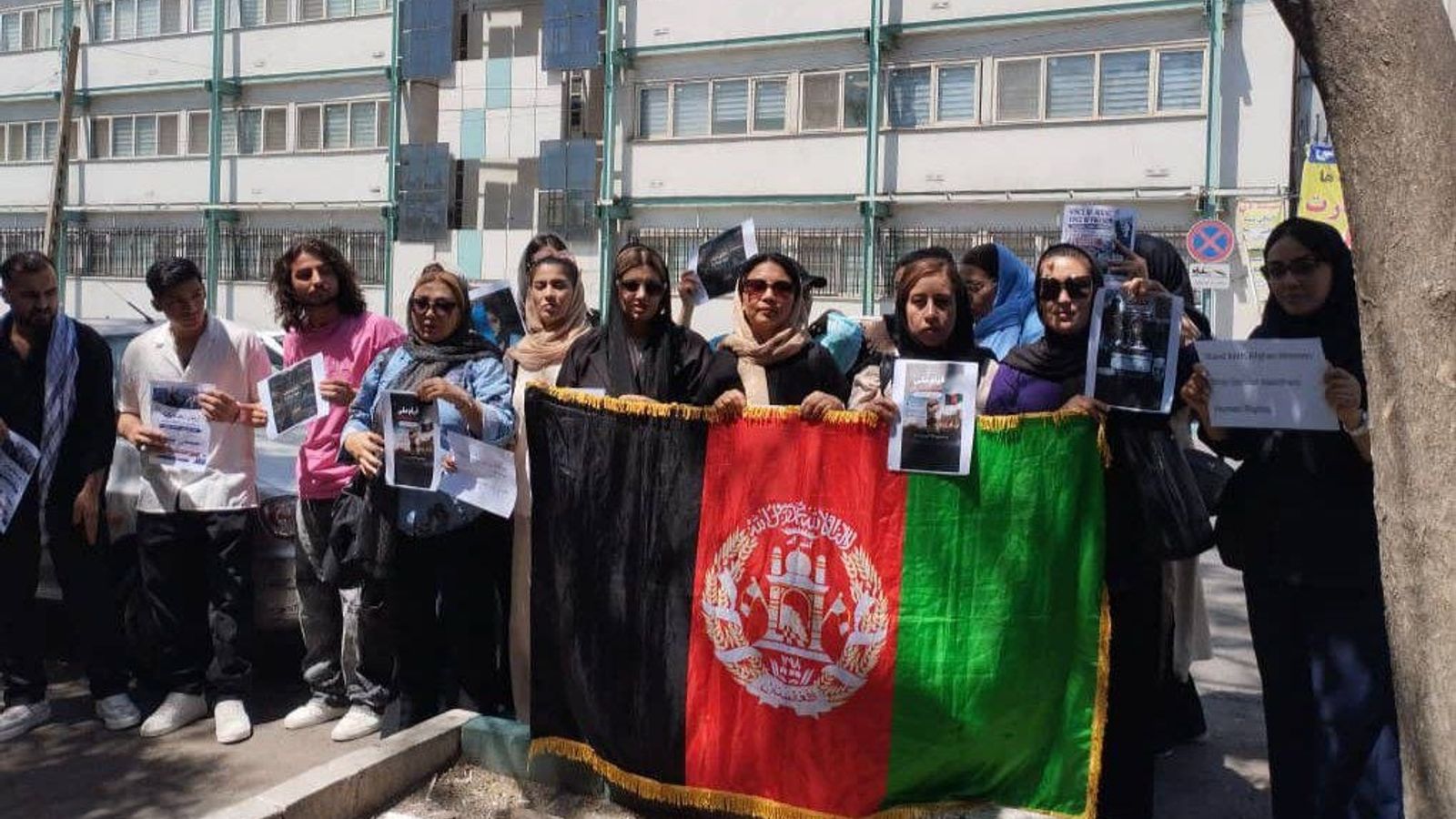 Iran warns Afghan refugees against unauthorized protests