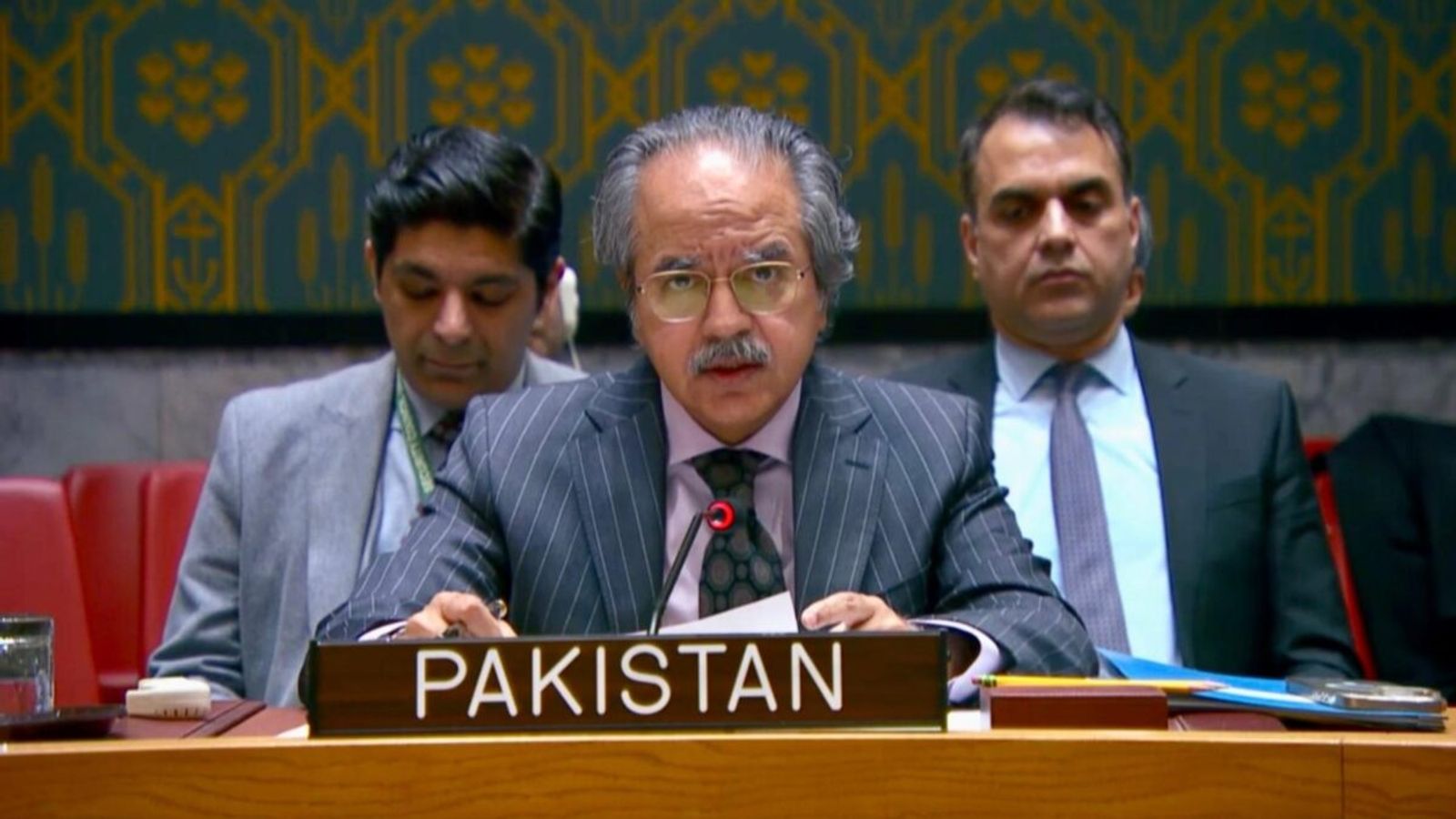Pakistan UN Envoy Urges Taliban to Choose Peace Over Isolation After Sanctions Monitoring Team Extension