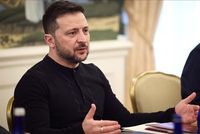 Zelenskiy Urges Allies to Maintain Sanctions on Russia Oil Revenues