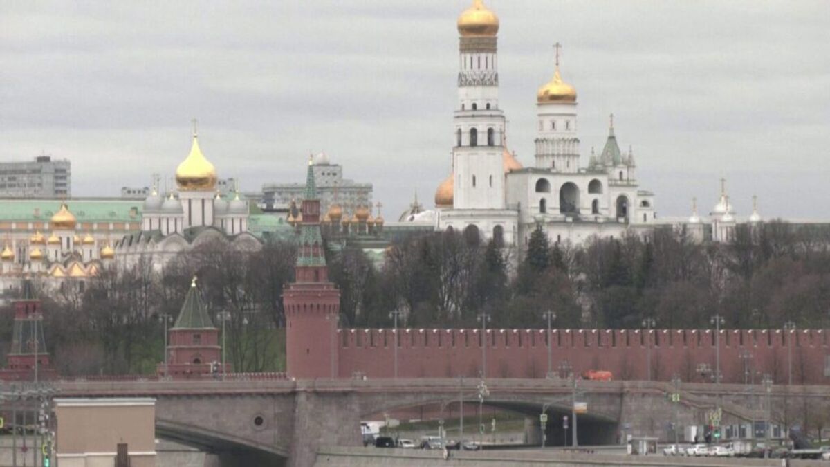 Kremlin Spokesman: Russia Ready to Accept Iran's Enriched Uranium in Potential US Deal