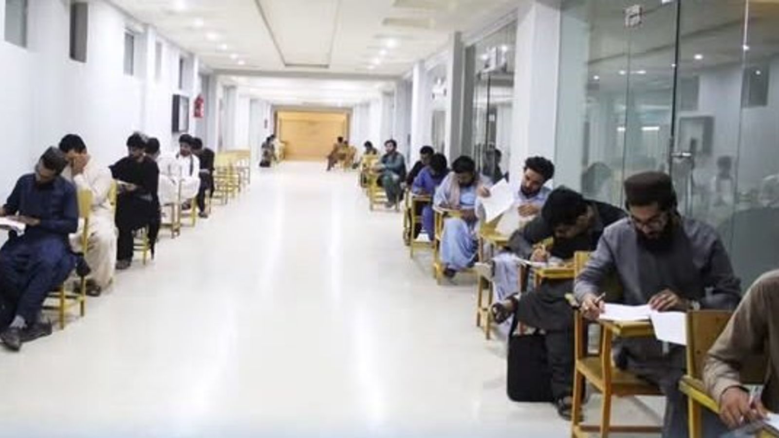 Taliban Bar Dozens of Students from Exams in Kandahar Over Beards