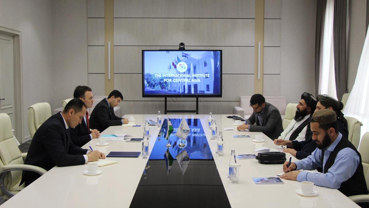 Islamic Emirate Ambassador in Tashkent Meets Uzbek Vice President's Advisor on Bilateral Ties