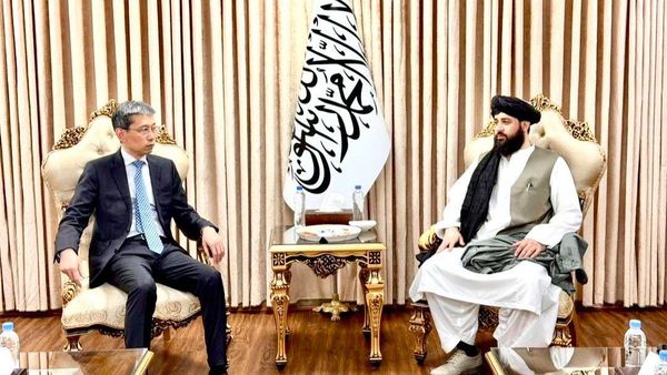 Taliban Defense Minister Meets Chinese Ambassador, Stresses Dialogue for Regional Security