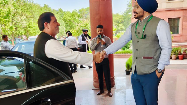 Consultations for Expanding Trade Ties Between Afghanistan and India