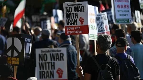 Poll Finds One-Third of Americans Support US Military Campaign Against Iran