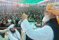 JUI-P Leader Fazl-ur-Rehman Urges Review of Pakistan's Afghanistan Policy, Warns of Regional Isolation
