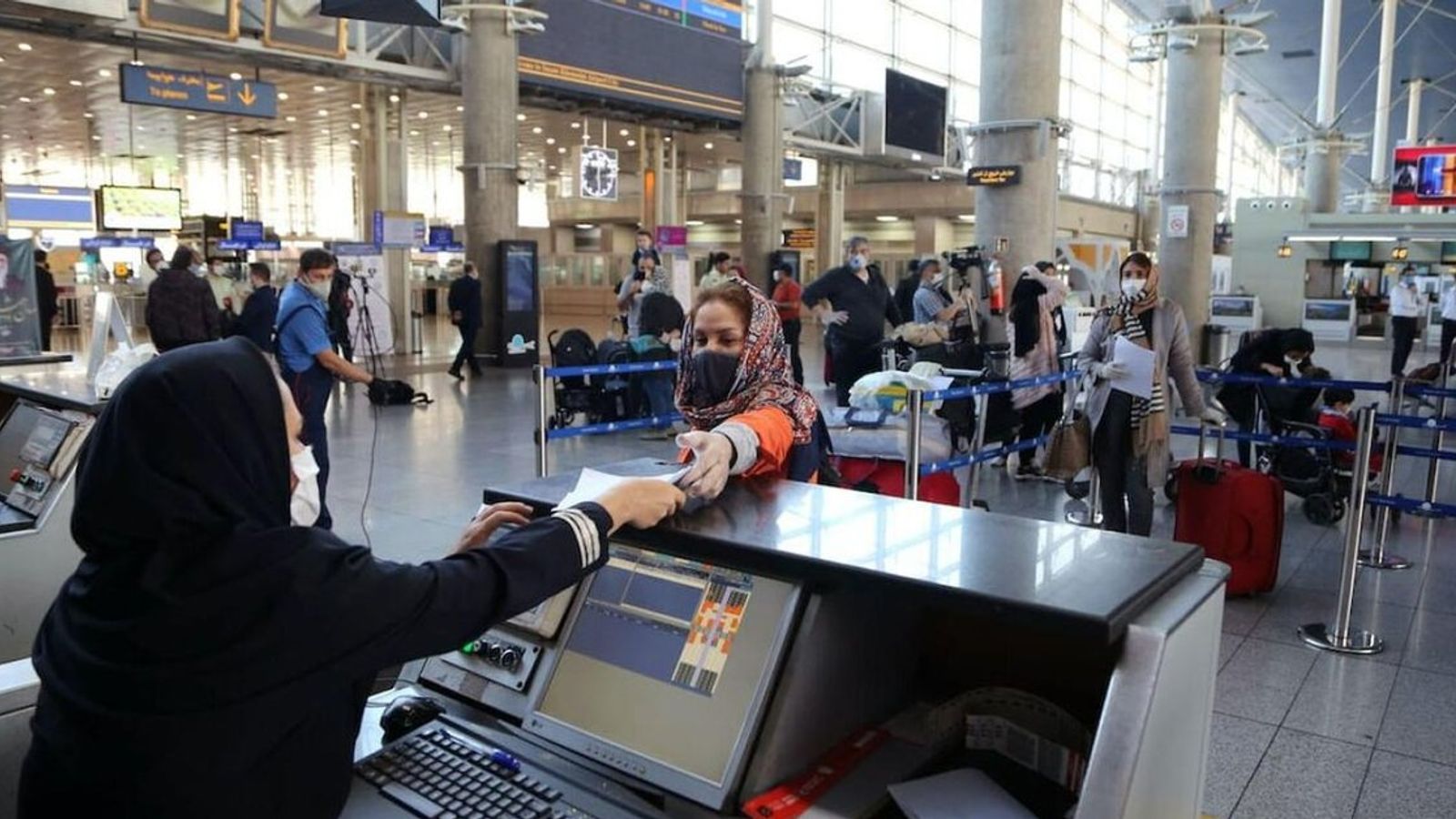 Iraq Restricts Travel of Single Afghan and Pakistani Men from Iran to Najaf and Baghdad