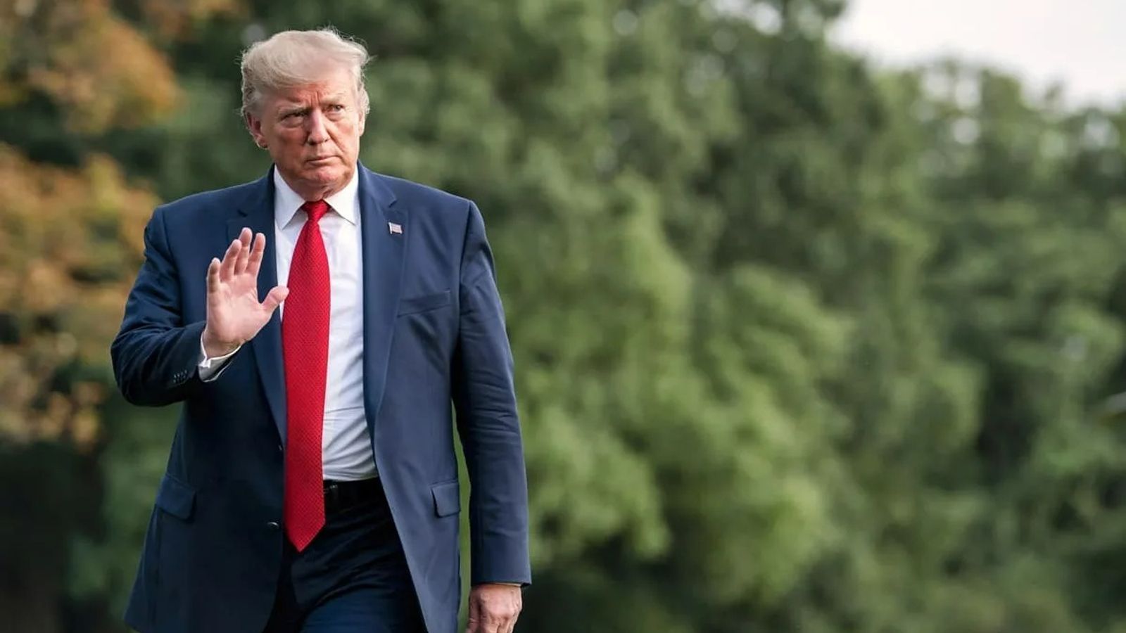 Hasht-e Subh Analyzes Trump's Approach to US-Israel Conflict with Iran