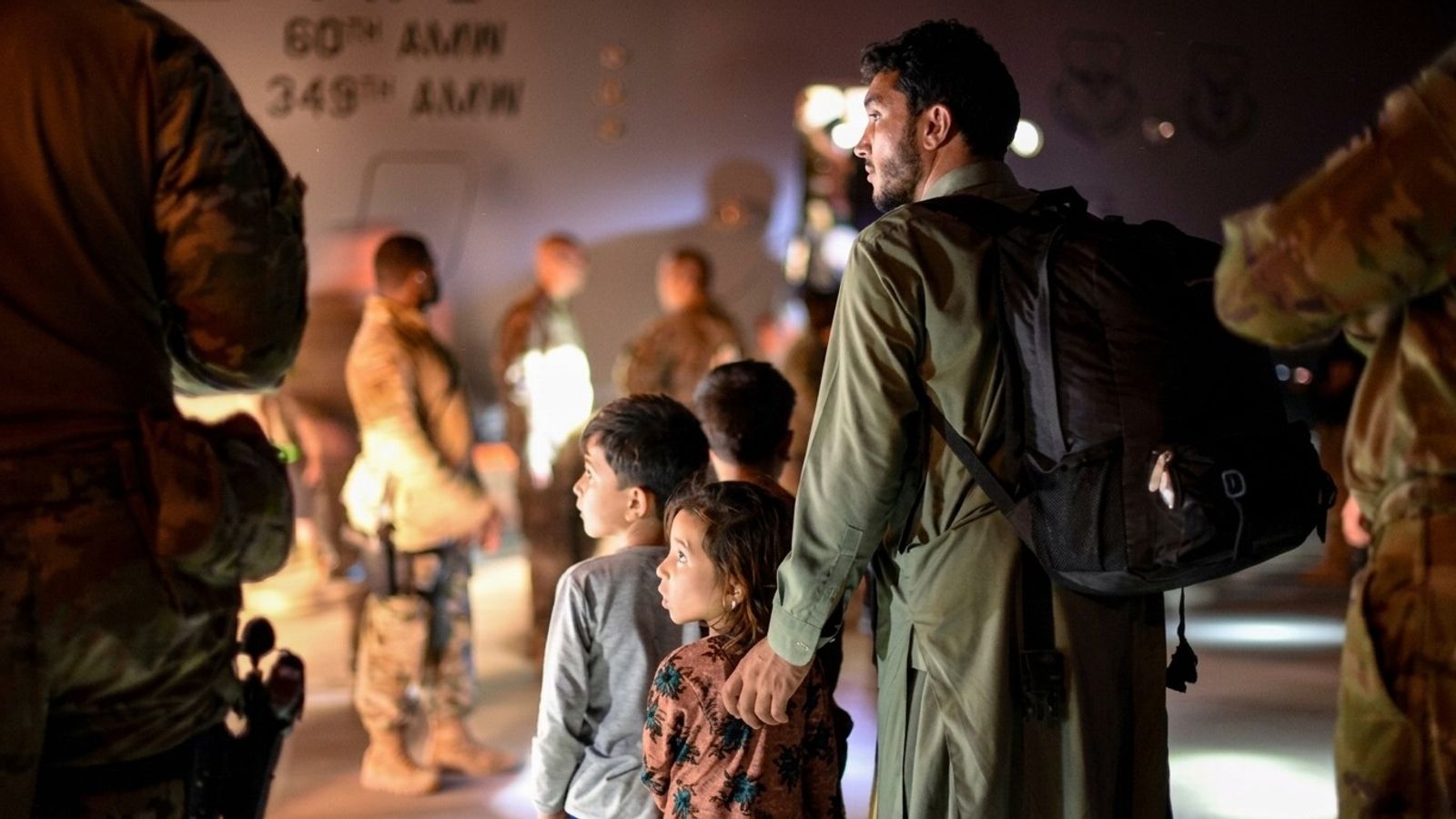 US Senator Urges Resettlement of Afghan Allies in United States