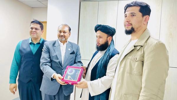 Afghan Health Delegation Visits Bangladesh Hospital to Discuss Medical Cooperation