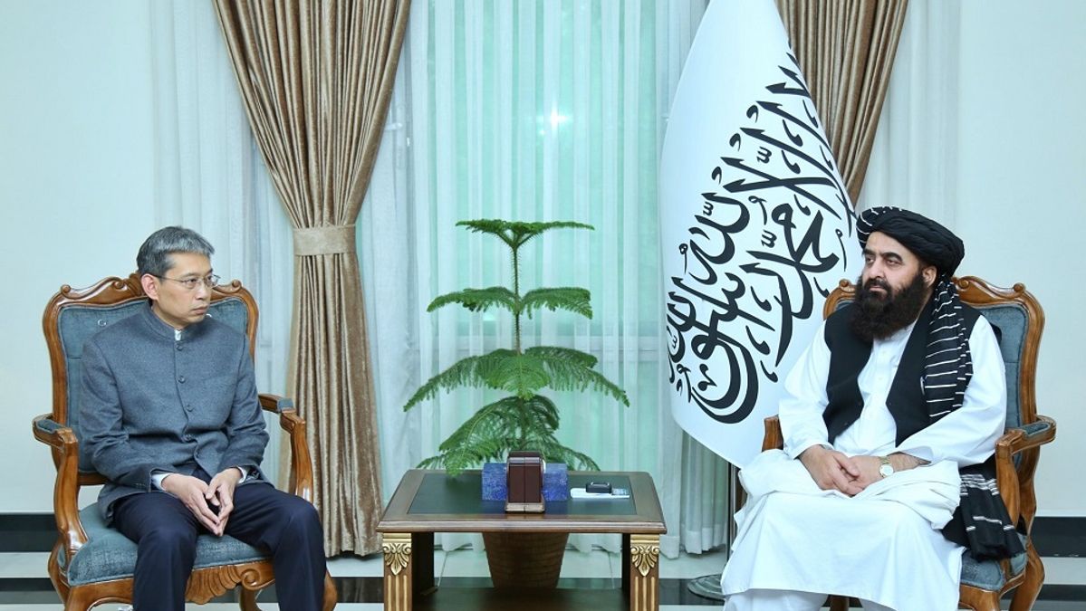 Afghan Foreign Minister Describes Talks with Pakistan in China as Constructive