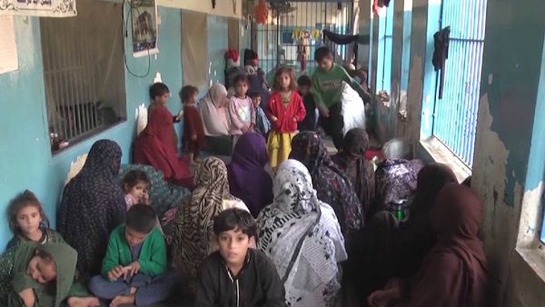 Afghan Migrants in Pakistan Face Dire Conditions Amid Torkham Border Closure