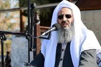 Zahedan Sunni Leader Calls for Halting Executions, Restoring Internet Amid Iran's Crises