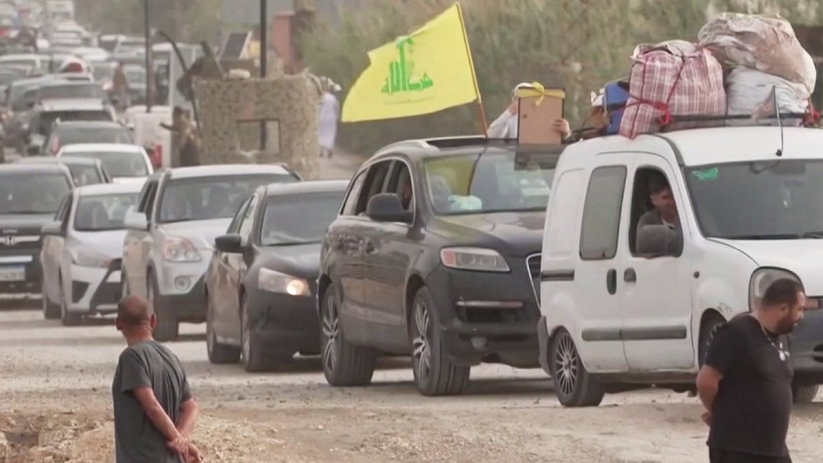 Thousands of Displaced Return to Destroyed Homes in South Beirut After Lebanon-Israel Ceasefire