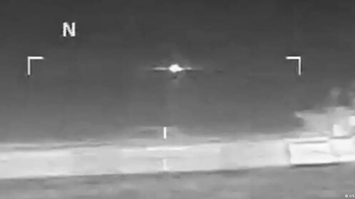 US Navy Targets Drug Smuggling Vessel in Caribbean, Killing Three