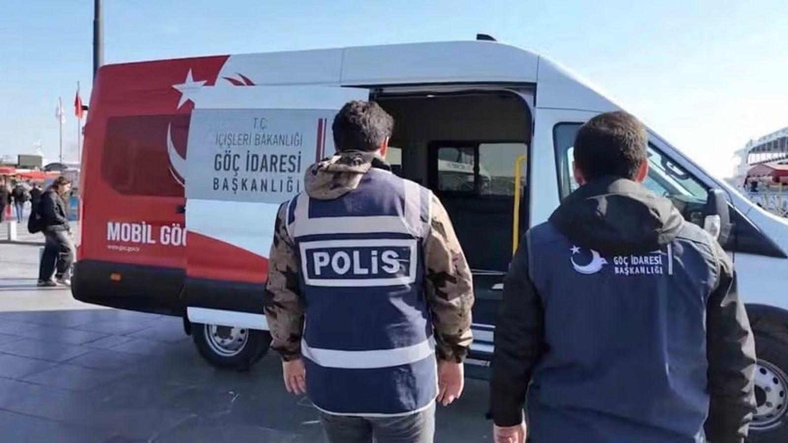 Turkish Police Arrest Two in Human Trafficking Case as Asylum Entries Rise