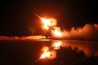 Iran's IRGC Announces Strait of Hormuz Closed, Warns of Attacks on Ships