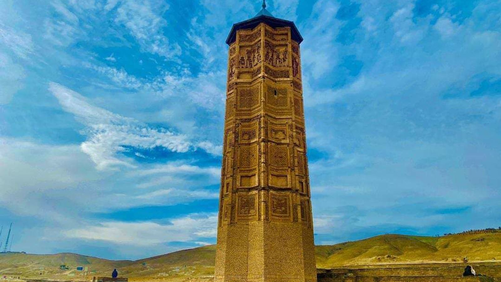 Girl Reunited with Family in Ghazni After Seven Years