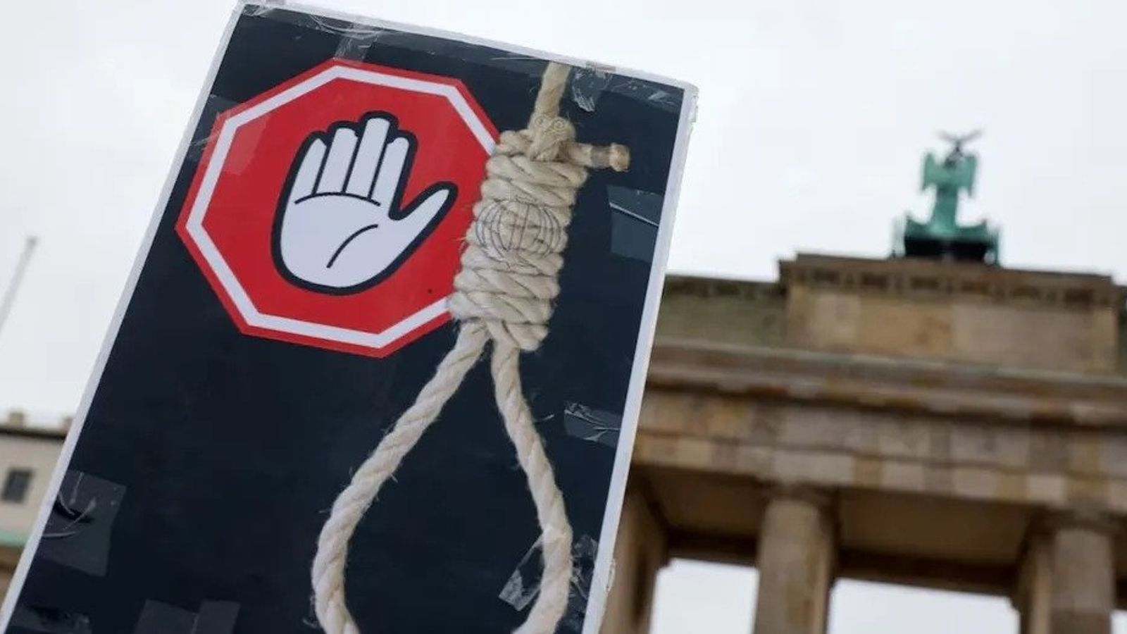 Rights Group Reports Execution of Afghan Prisoner in Iran on Drug Charges