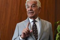 Pakistan Defense Minister Warns of Open War Amid Tensions with Taliban