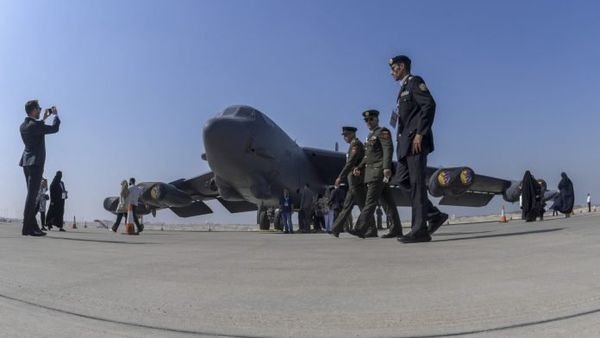 Eight Killed as US B-52 Bomber Crashes in California