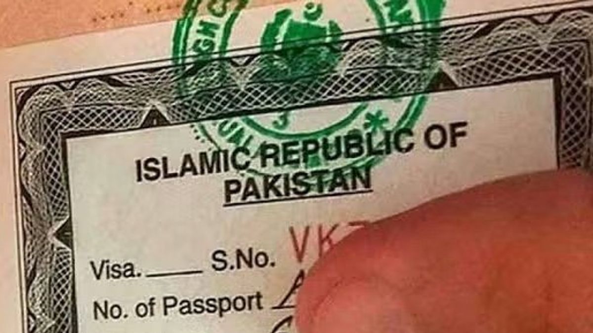Pakistan visas sold on Kabul black market for up to $1,500, Afghan applicants say