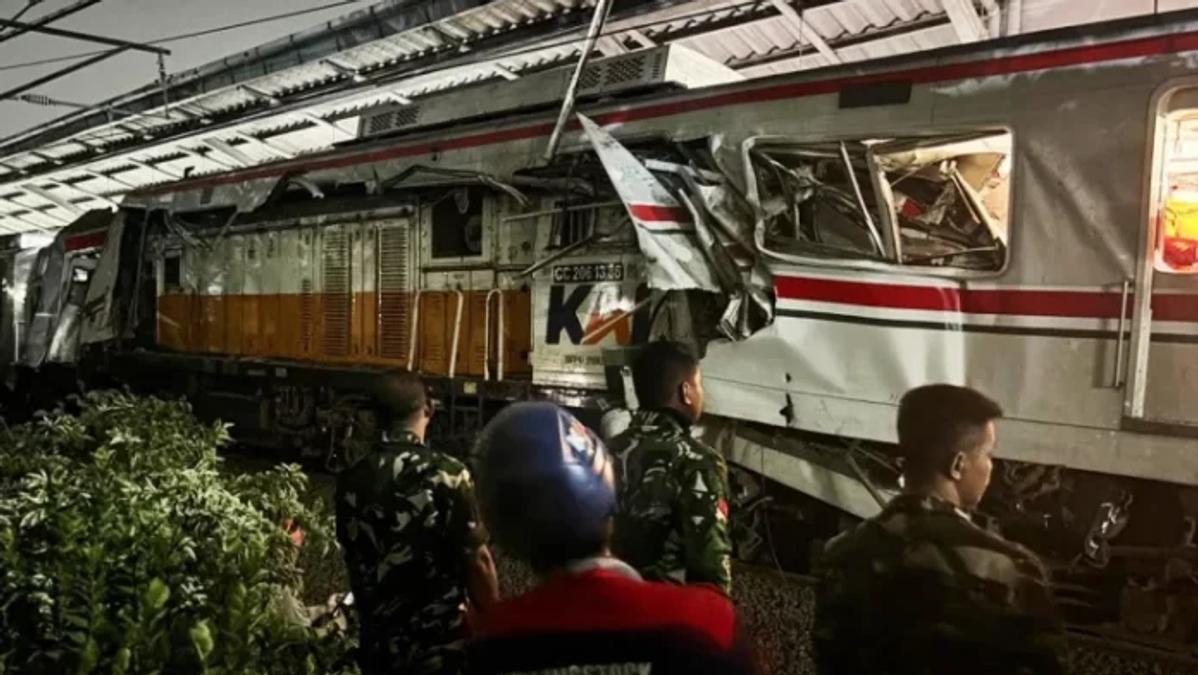 Train Collision Near Jakarta Leaves Dozens Dead and Injured