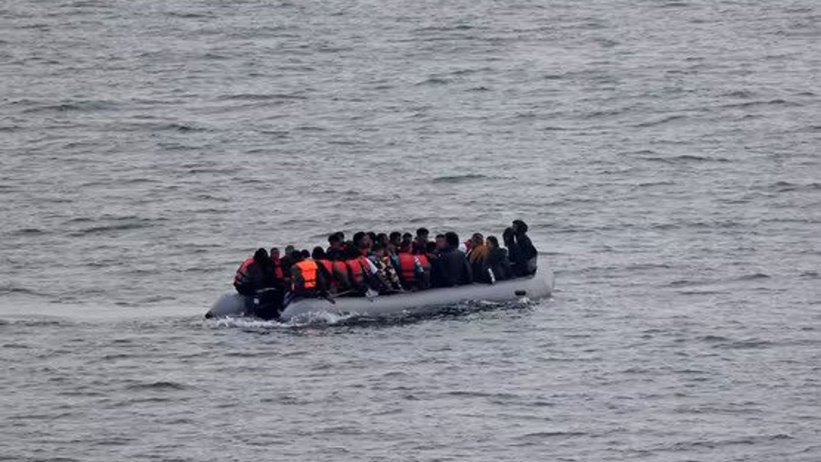 France Charges Fourteen in 2021 English Channel Migrant Boat Sinking