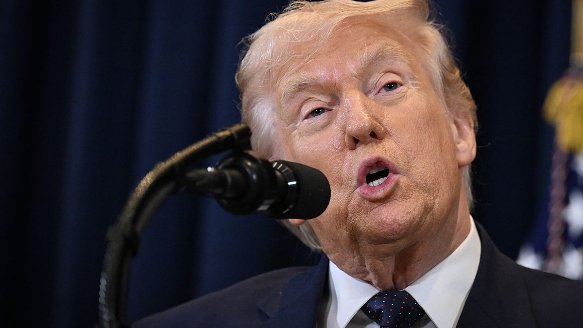 Trump warns Iran of military consequences if it has mined Strait of Hormuz