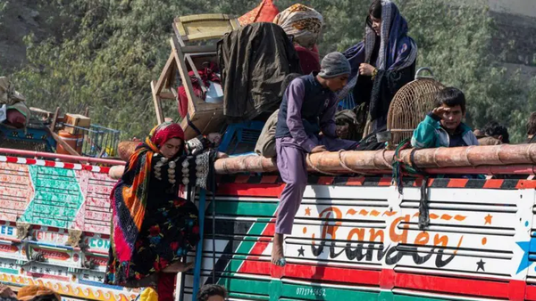 Nearly 4,000 Afghans Returned to Afghanistan on Thursday
