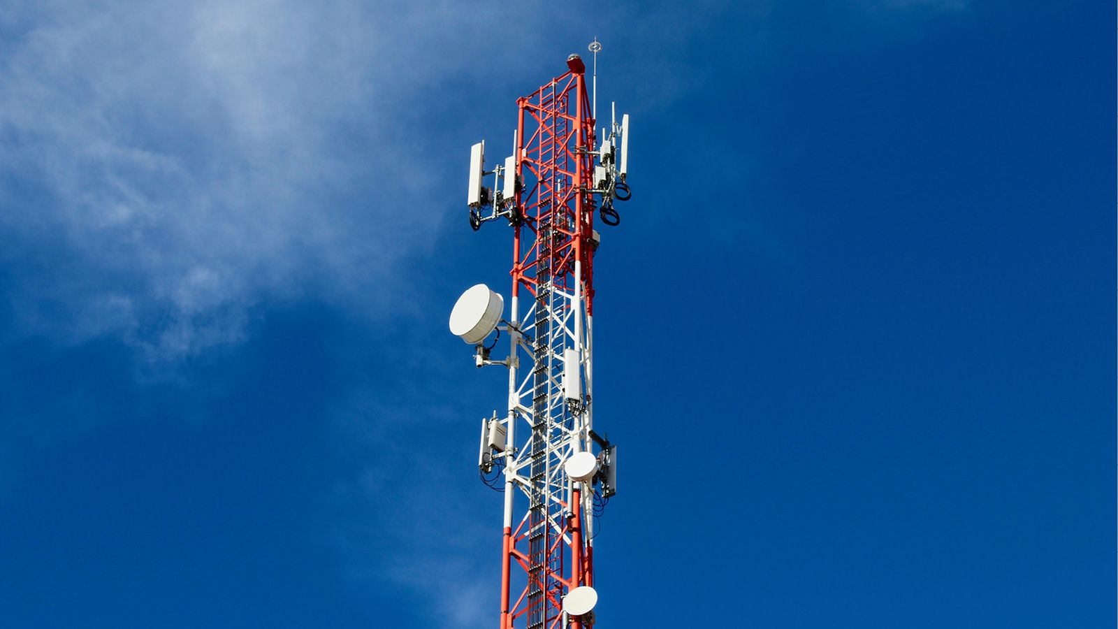 Salam Telecom Installs 18 3G Antennas in 15 Kandahar Districts