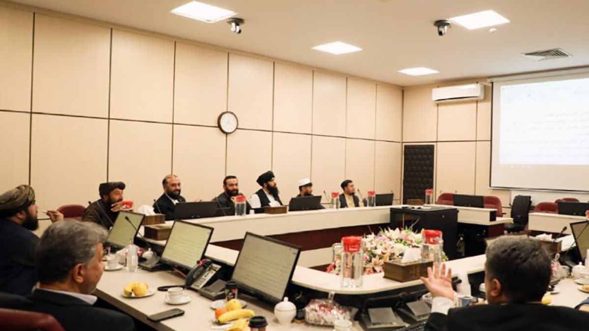 Da Afghanistan Breshna Sherkat extends electricity import agreement with Iran for solar year 1405