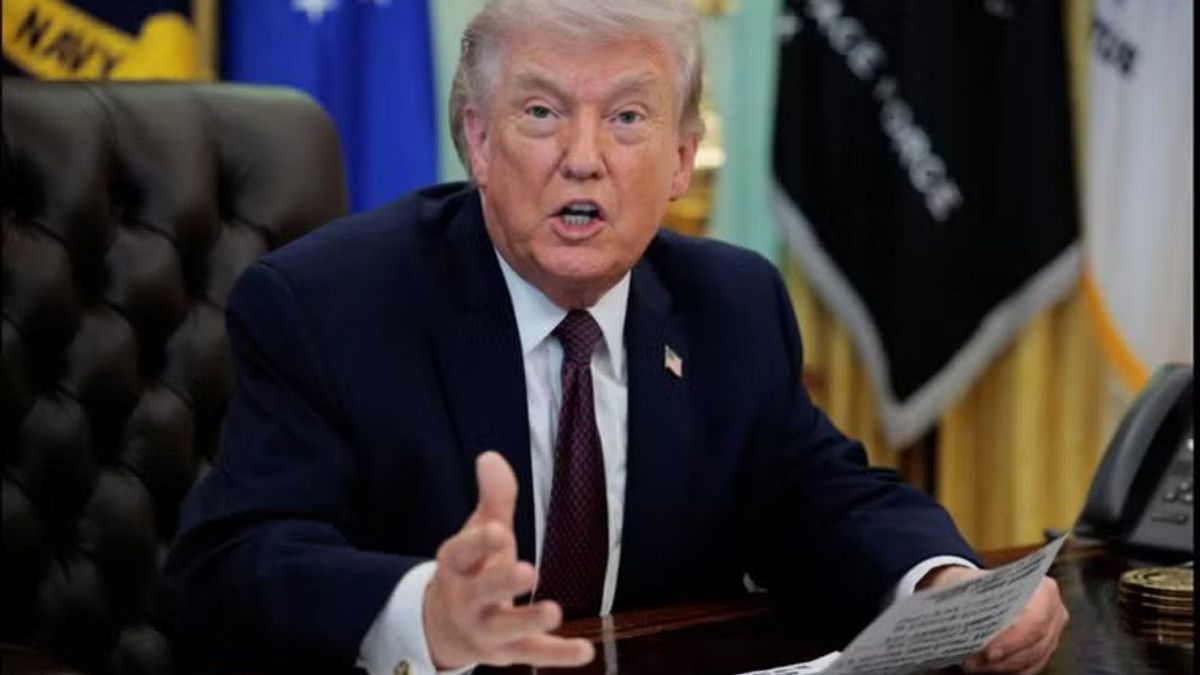 Trump Issues 48-Hour Ultimatum to Iran Amid Intensifying U.S.-Israeli Strikes