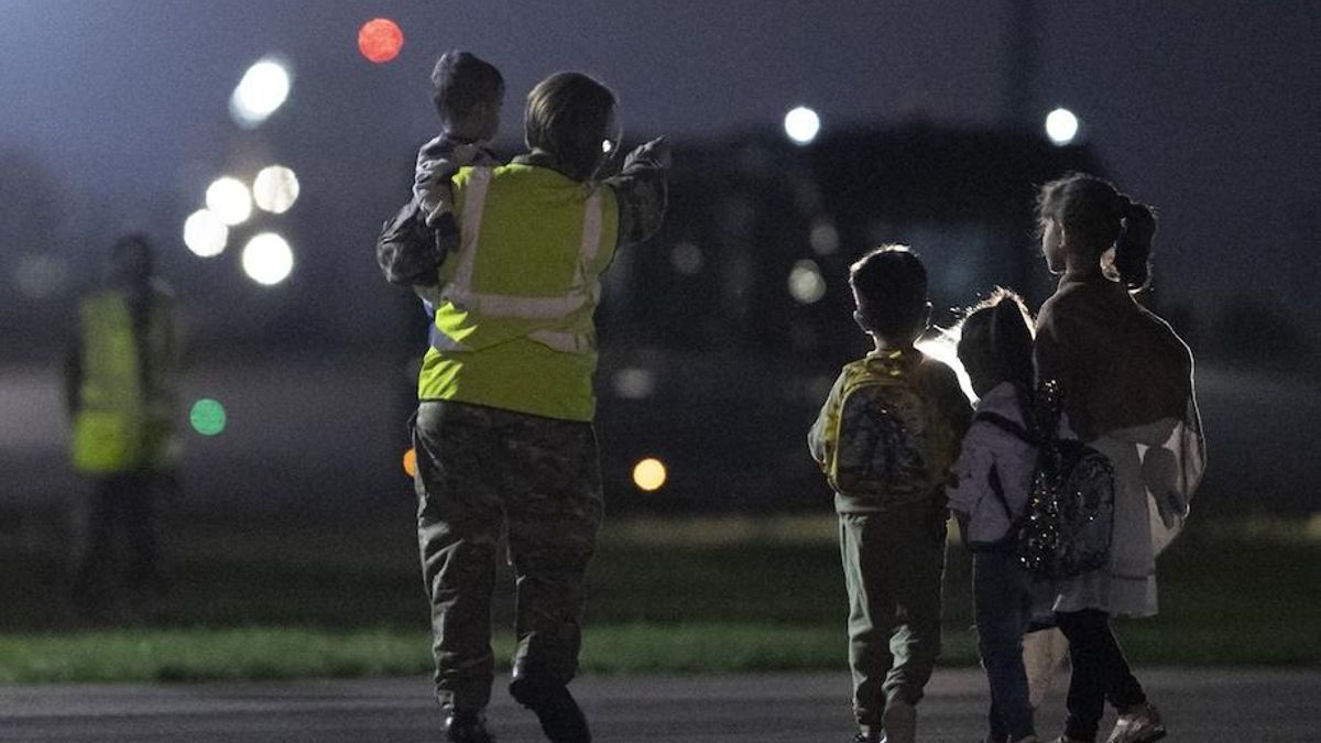 Afghanistan Analysts Network Reports Uncertain Futures for Afghan Migrants in UK Amid Immigration Policy Changes