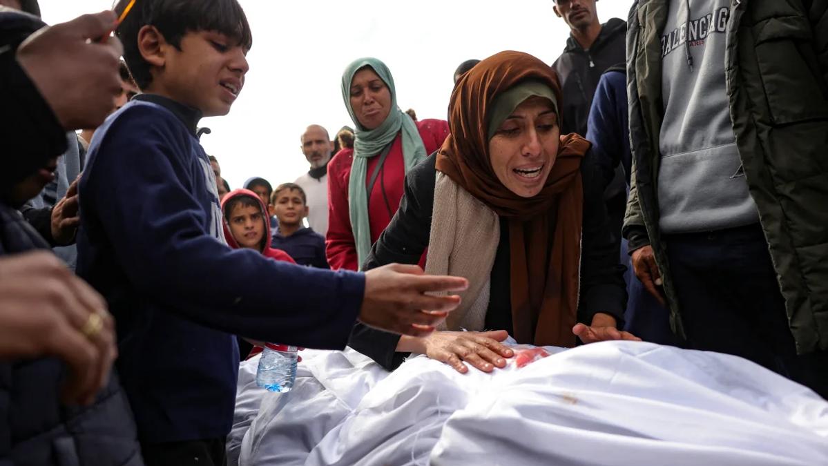 Israeli Airstrikes in Gaza Kill at Least 11 Palestinians